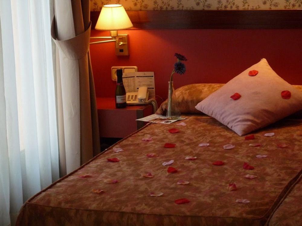 Hotel Jardin De Αράνχουεζ Εξωτερικό φωτογραφία